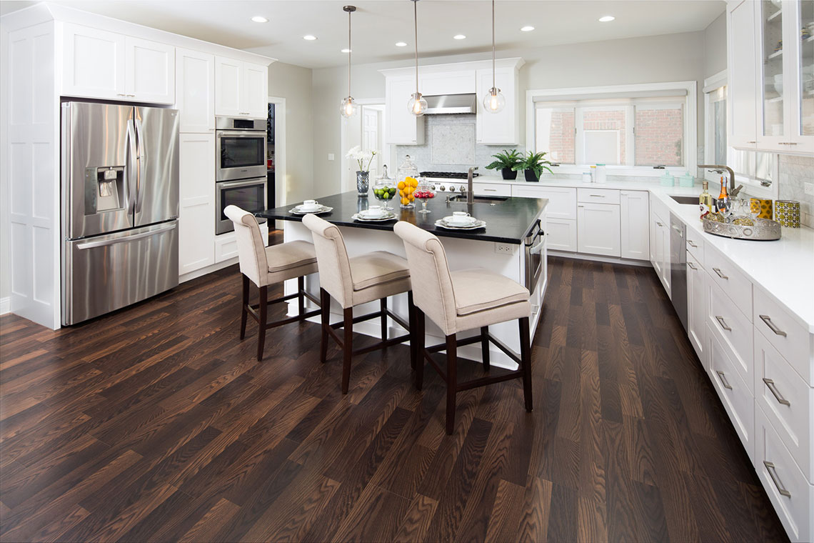 clarion-forest-view-chocolate-kitchen2